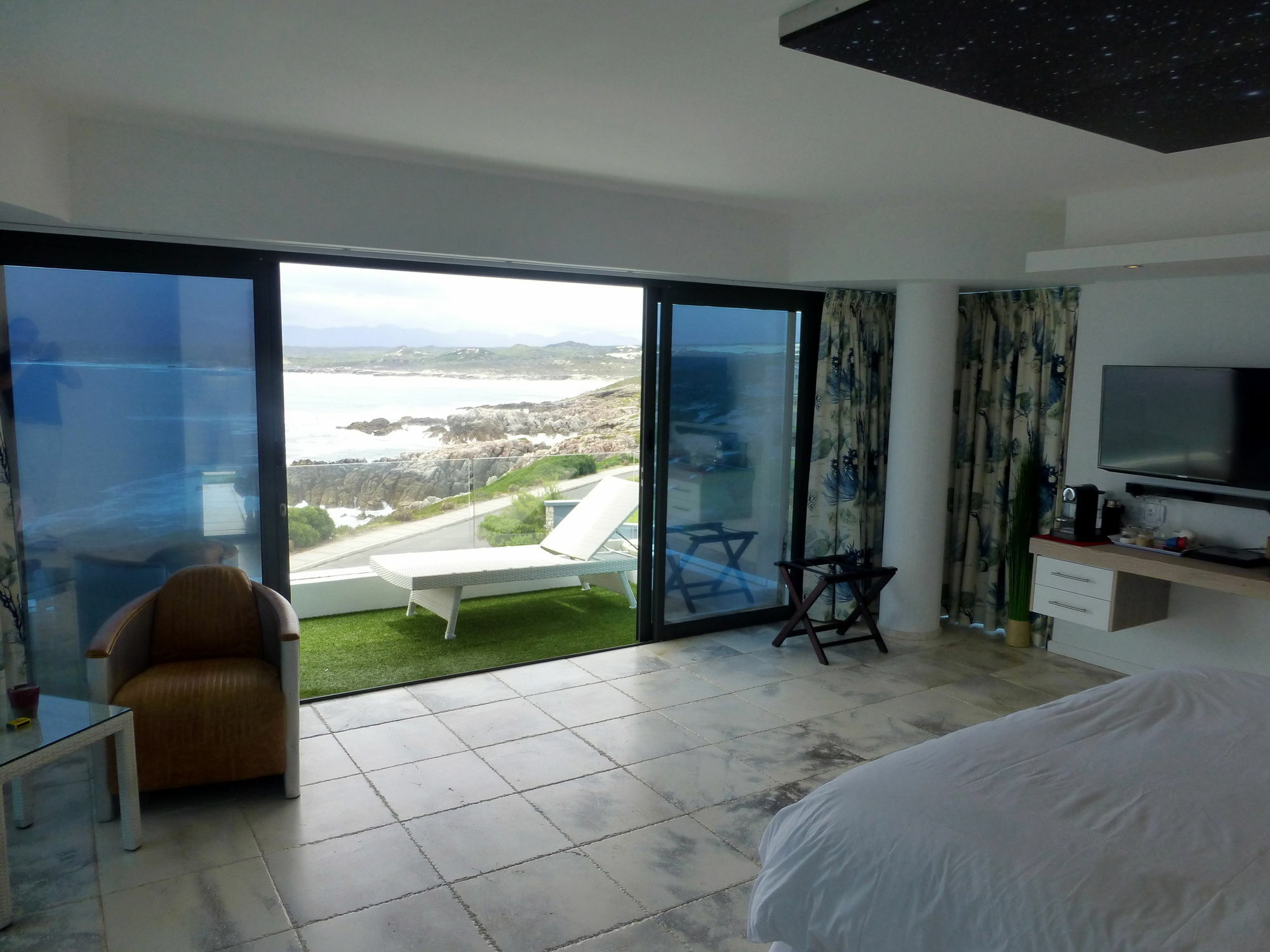 Sea Star Cliff Villa Gansbaai Eksteriør billede