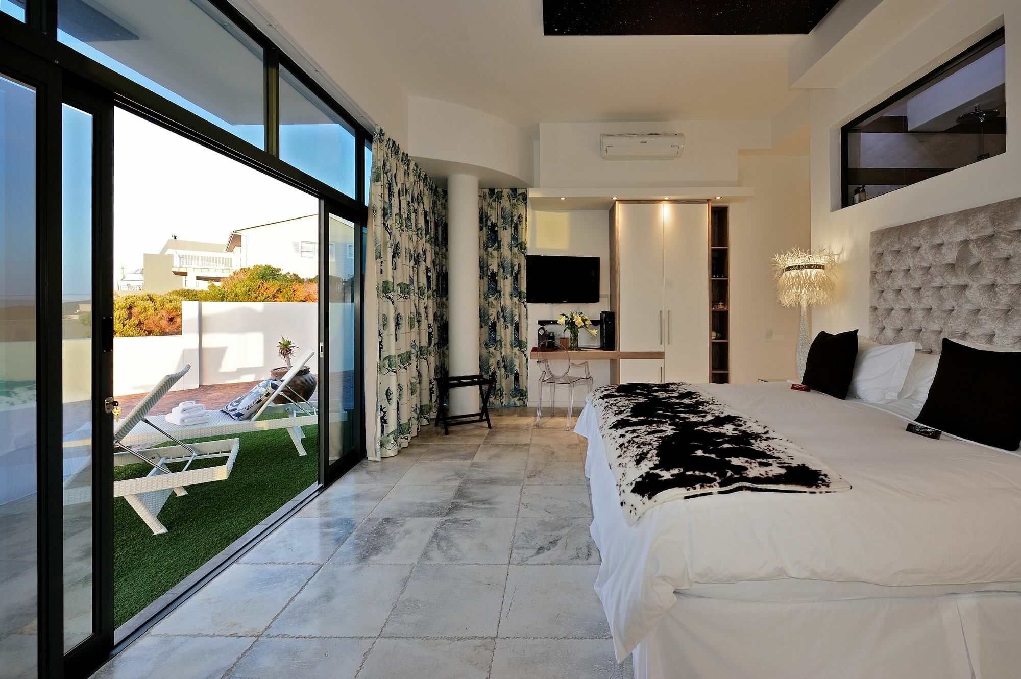 Sea Star Cliff Villa Gansbaai Eksteriør billede
